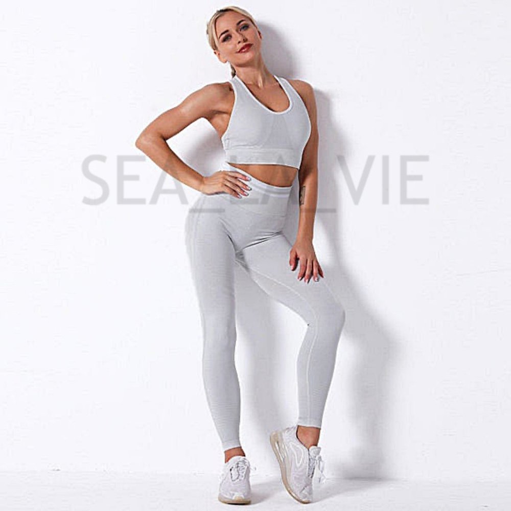Seamless Striped High-Waist Sports Bra & Ruched Legging Set in Grey - Picture 1 of 9